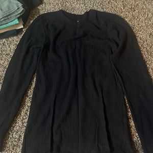 Long black sleeve thermo shirt. Great condition. Thermo pmts size large